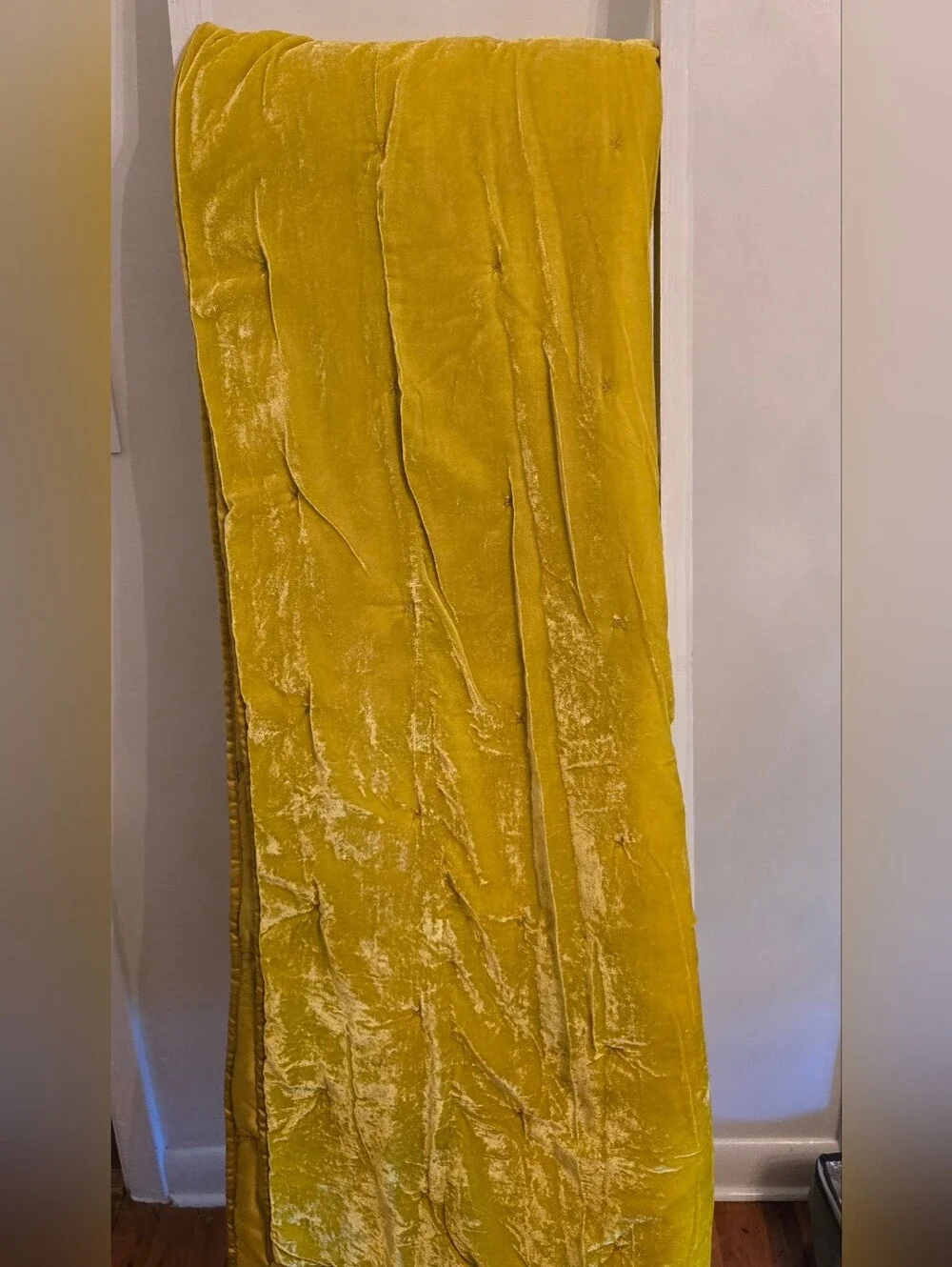 Opalhouse Velvet Stitch Quilt Citron Twin